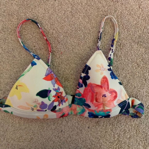 Floral Triangl Bikini Top - Picture 2 of 5